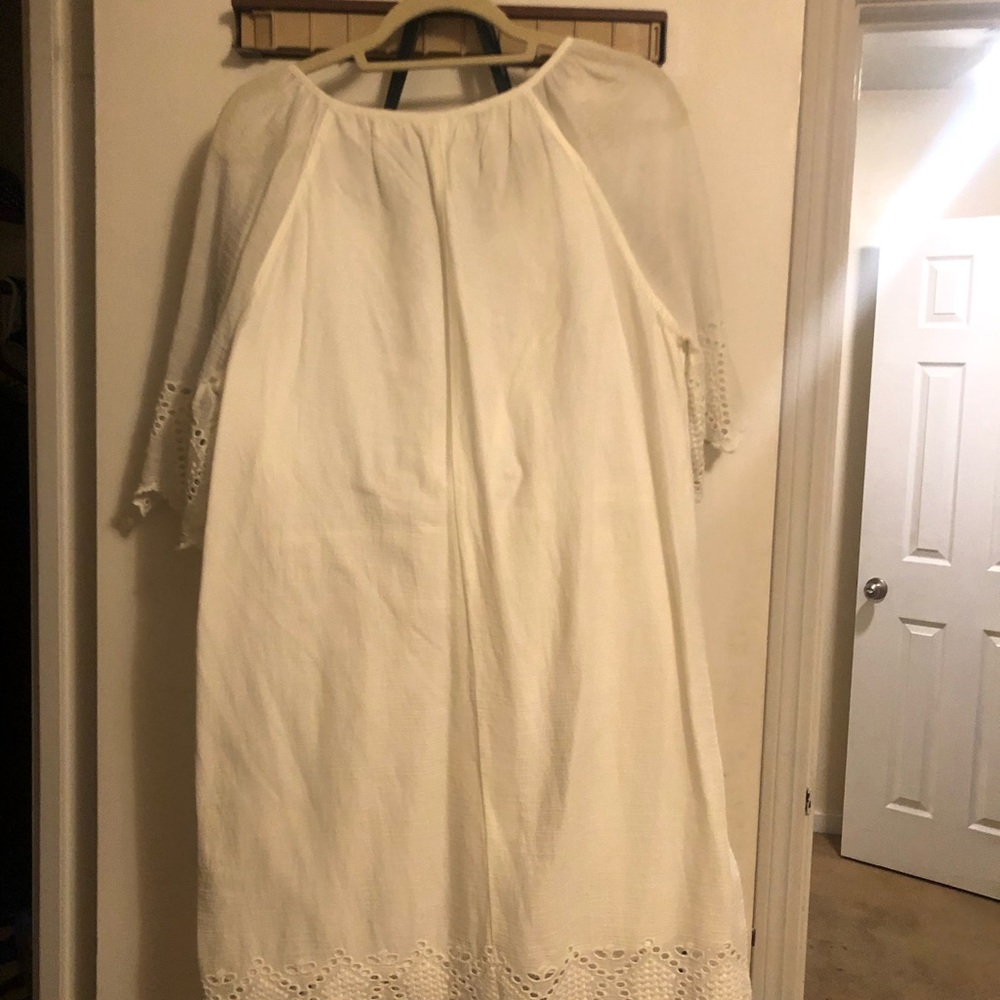 Beautiful white cotton & lace dress - Picture 6 of 6